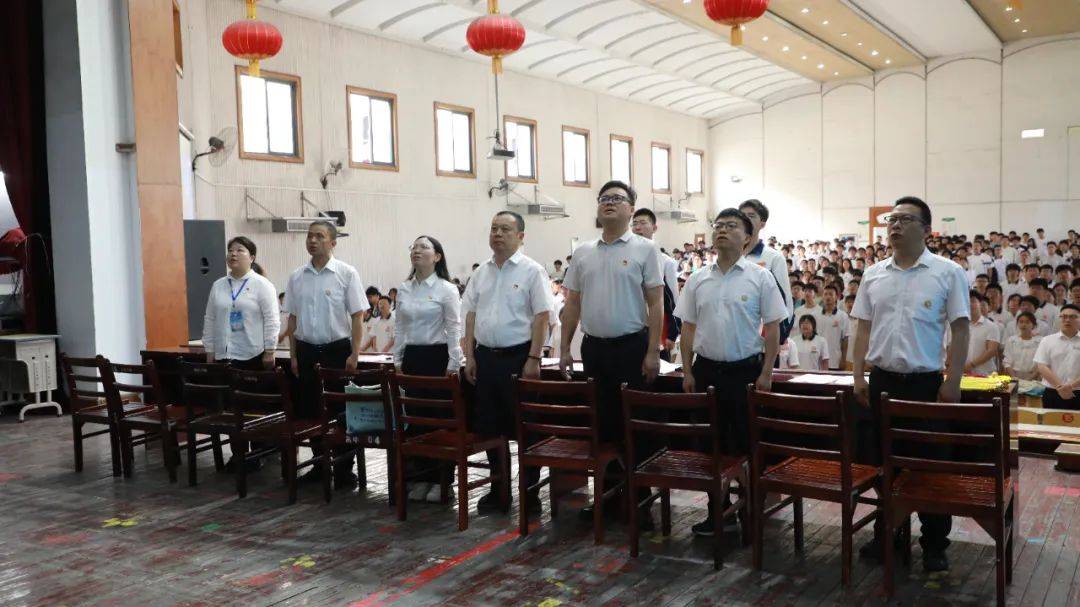 【高中部】勤学赢得榜上名 砥砺奋斗再出发——华泰中学高中部2024年