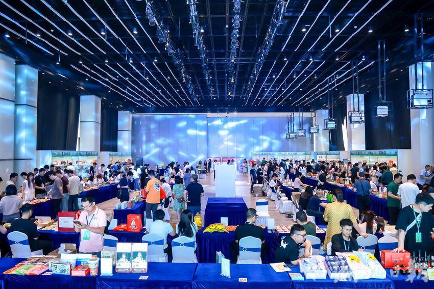 2024"星选好货 双品湖北"直播电商选品大会在汉举行