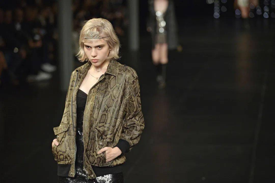 传celine创意总监hedi slimane离职_品牌_系列_设计的