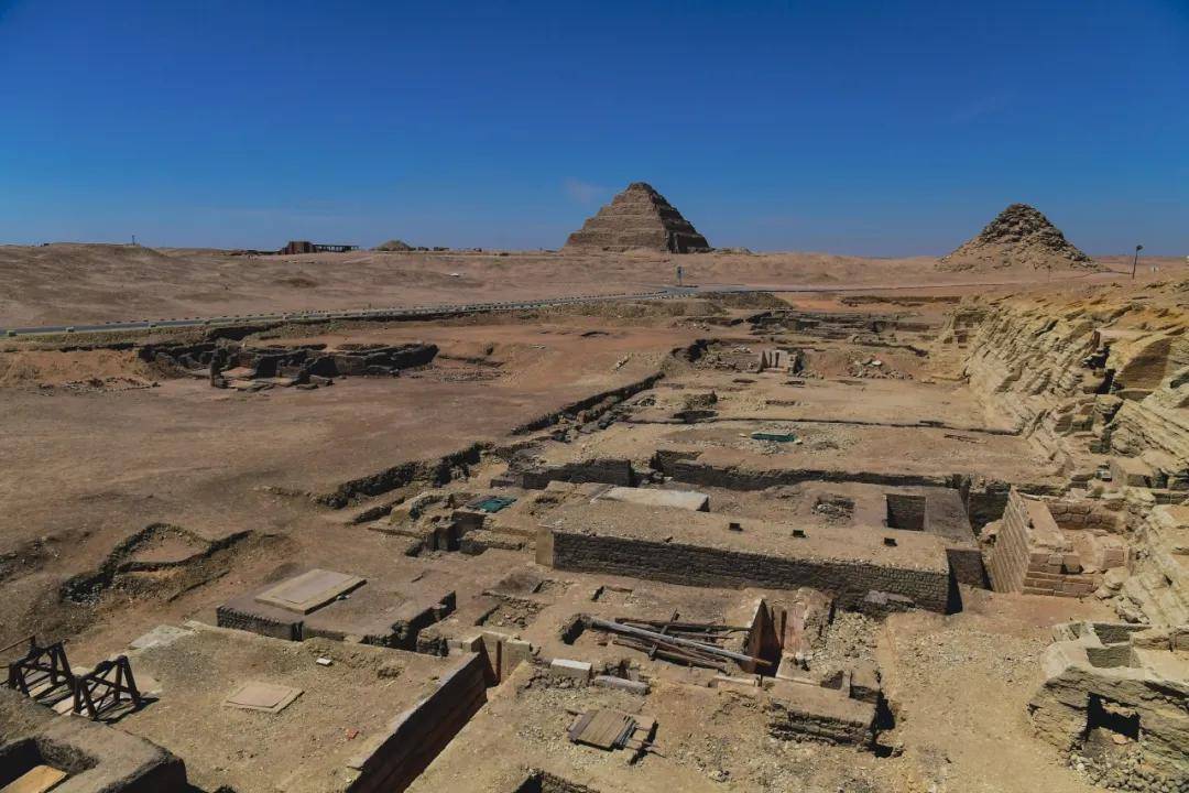 "金字塔之巅:古埃及文明大展"7月18日在上博启幕