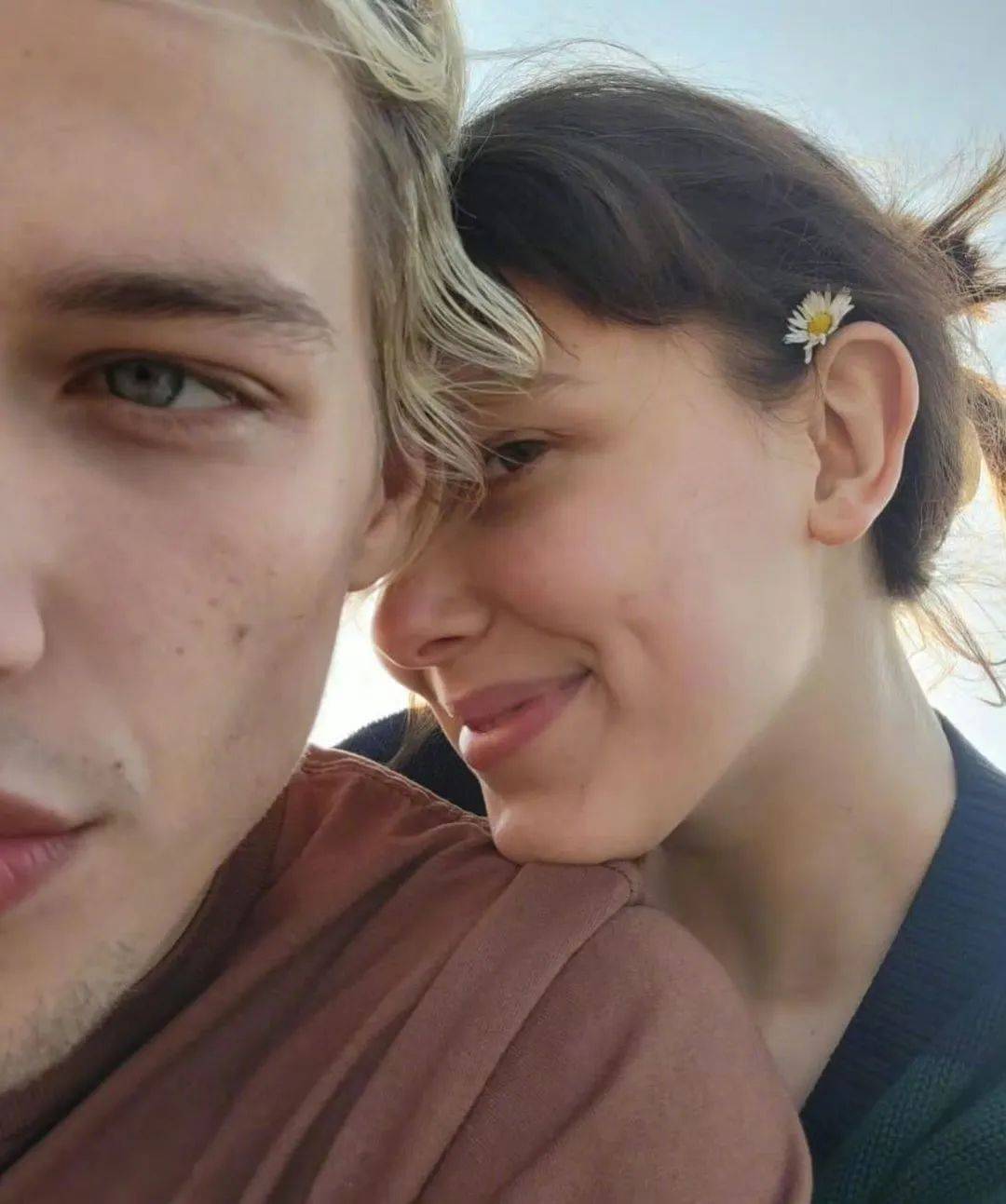 米莉·波比·布朗_邦乔维_雅各布