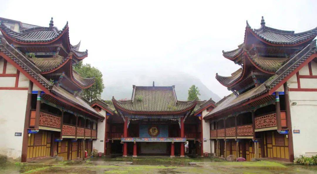 始建于明末清初位于县城南环路中段江神庙民俗博物馆缔造"武兴国"之地