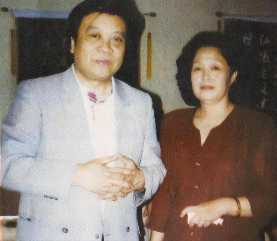 最对不起的就是你们……"不仅如此,沈力还是感情上的"富翁",一婚丈夫