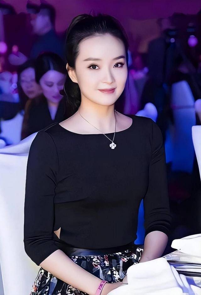 "晴格格"王艳惨状被揭露:15亿豪宅没了,贵妇人设坍塌了?