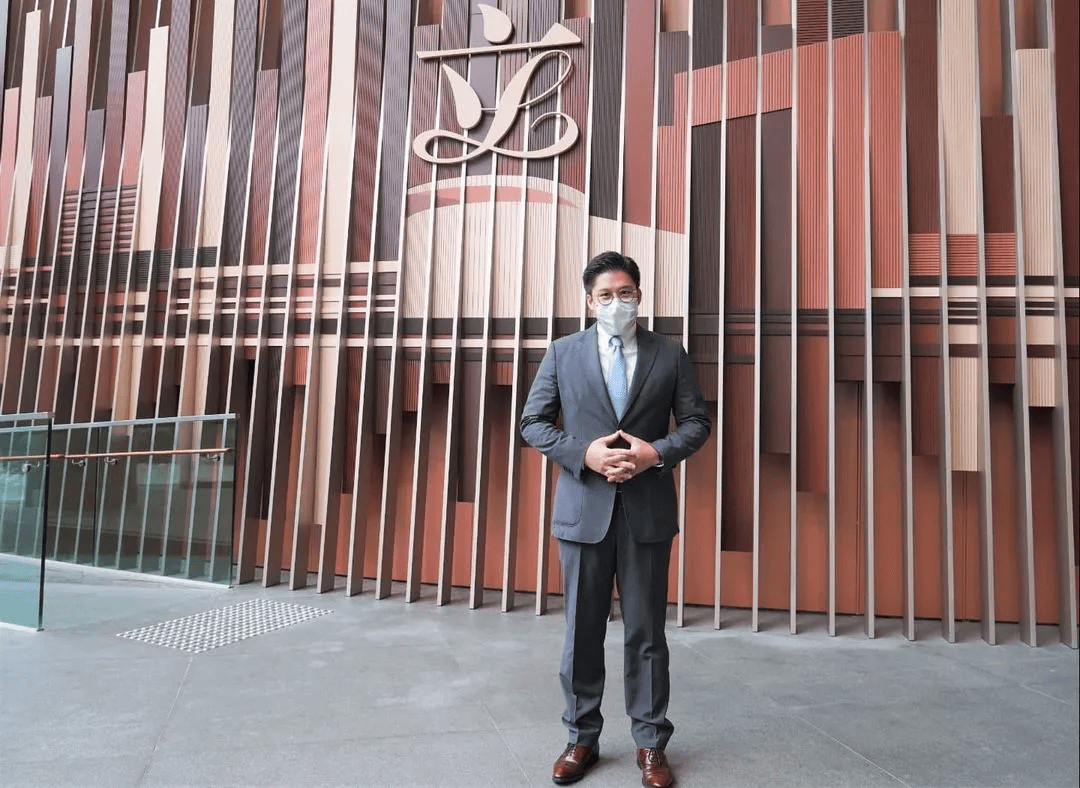 霍家三公子求婚成功,郭晶晶妯娌也低调!霍启刚三兄弟画风大不同