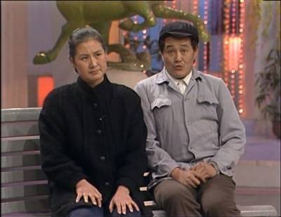 这次她在《我的阿勒泰》里让人认不出_黄晓娟_奶奶_角色