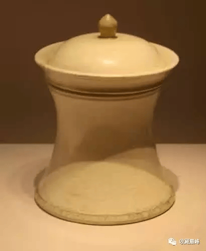 青瓷_唐代_执壶