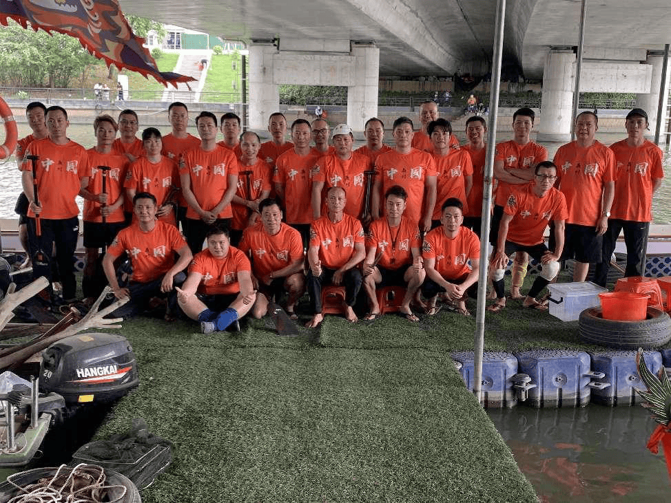 佛山顺德梁田兄弟龙舟队惠州博贺龙舟队东莞中堂潢涌老友龙舟俱乐部队