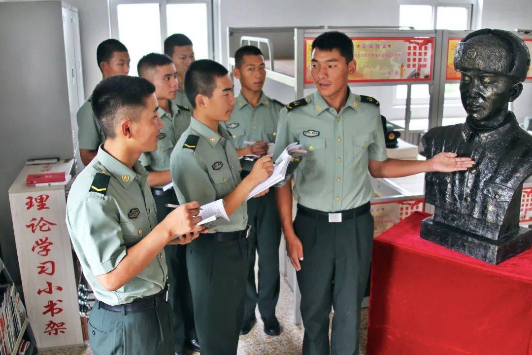 保送提干的"放牛娃",立了二等功!