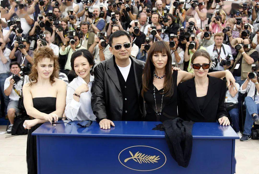 "熹妃回宫",震住戛纳还得是章子怡