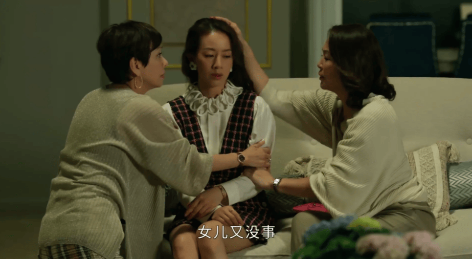 女王回归,看优质"狗血"怎么洒?