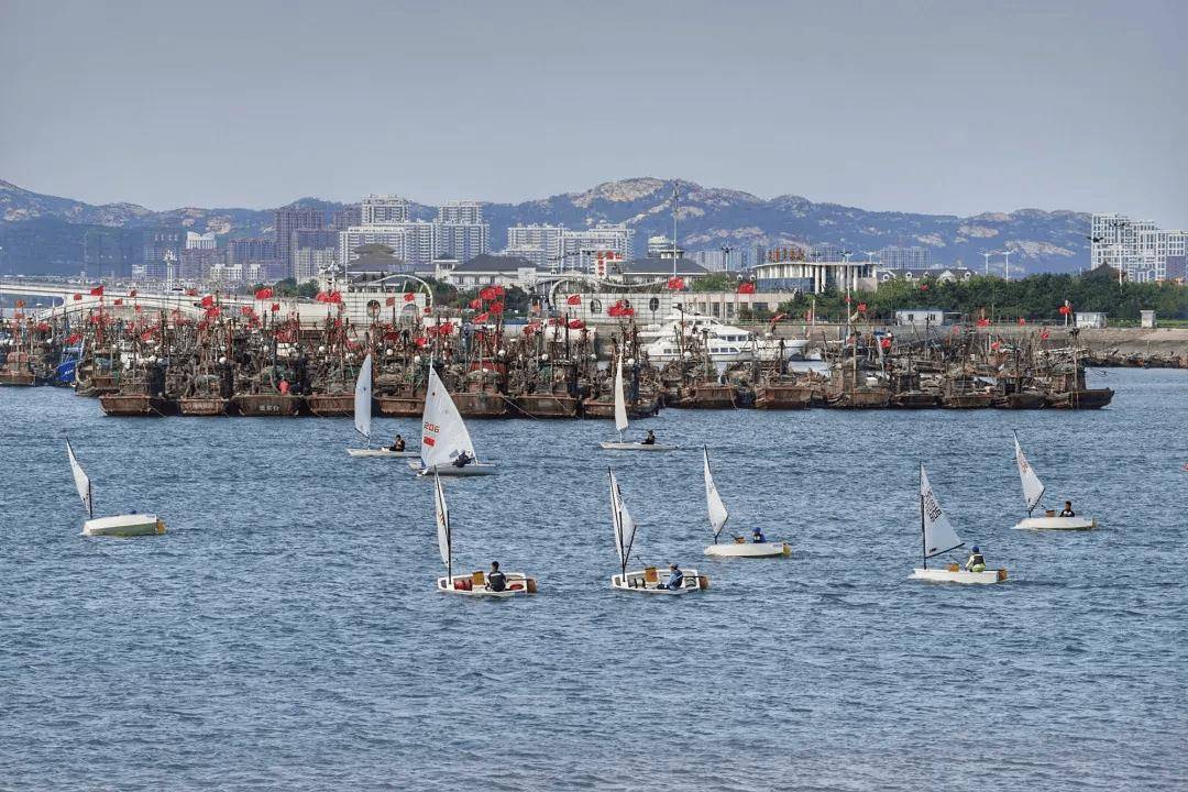 山东清新海边小城!看日落晚霞享惬意时光,住在这里也太舒服了!