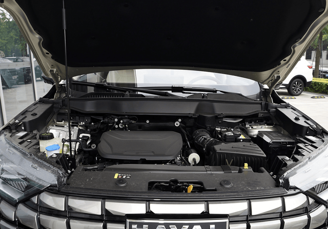 06等等,还有一些新晋的对手比如说风神l7,还有长安cs75plus也将换新