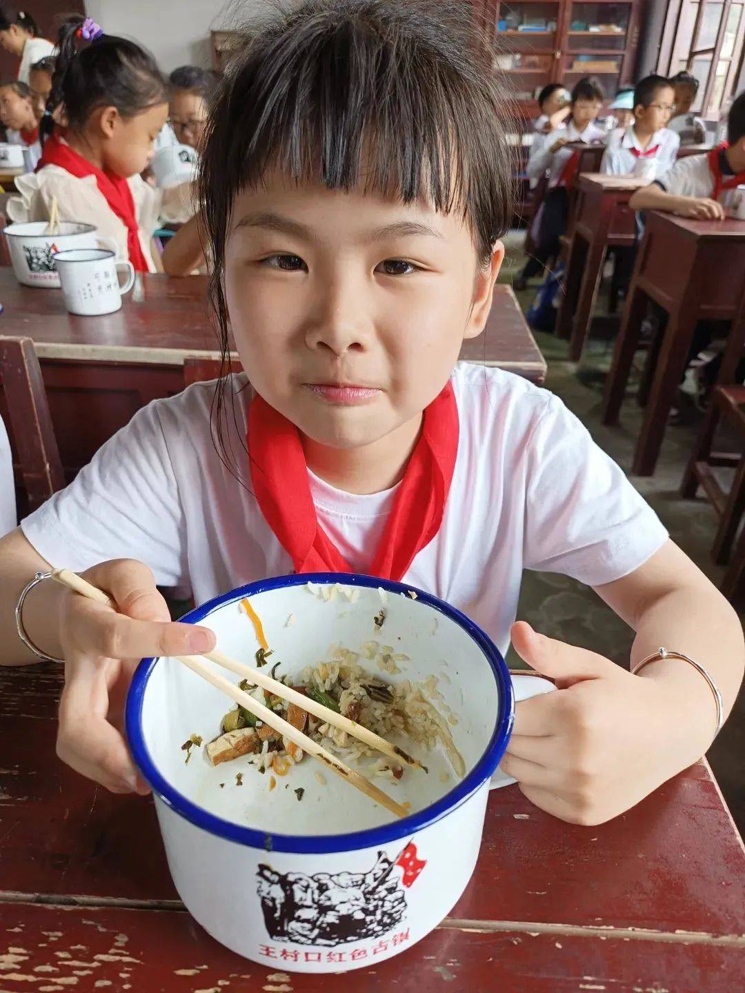 红领巾多彩实践丨红领巾爱祖国 我是光荣的少先队员