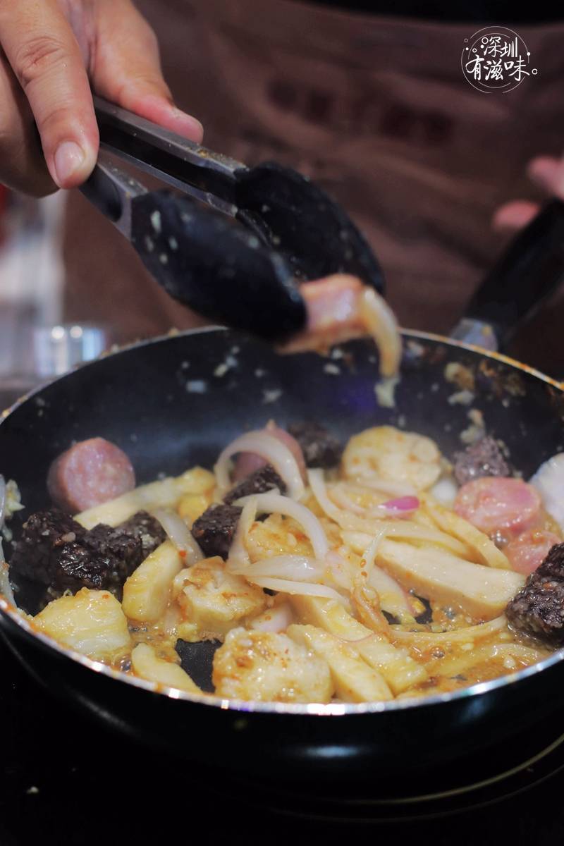 深圳有滋味|麻辣烫和臭豆腐?且看东非小伙与中华美食的奇幻邂逅