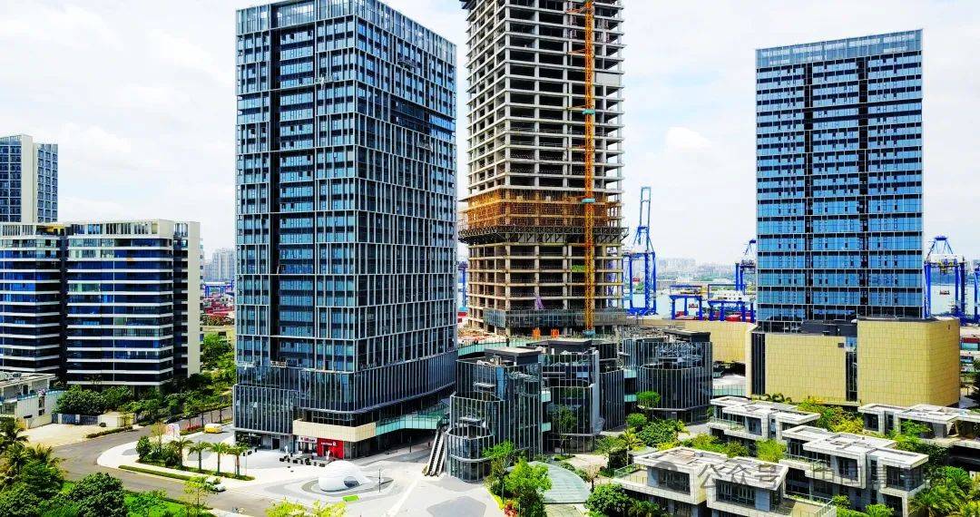 "泰"美!三合泰携海口保利中央海岸荣膺2024工程奖