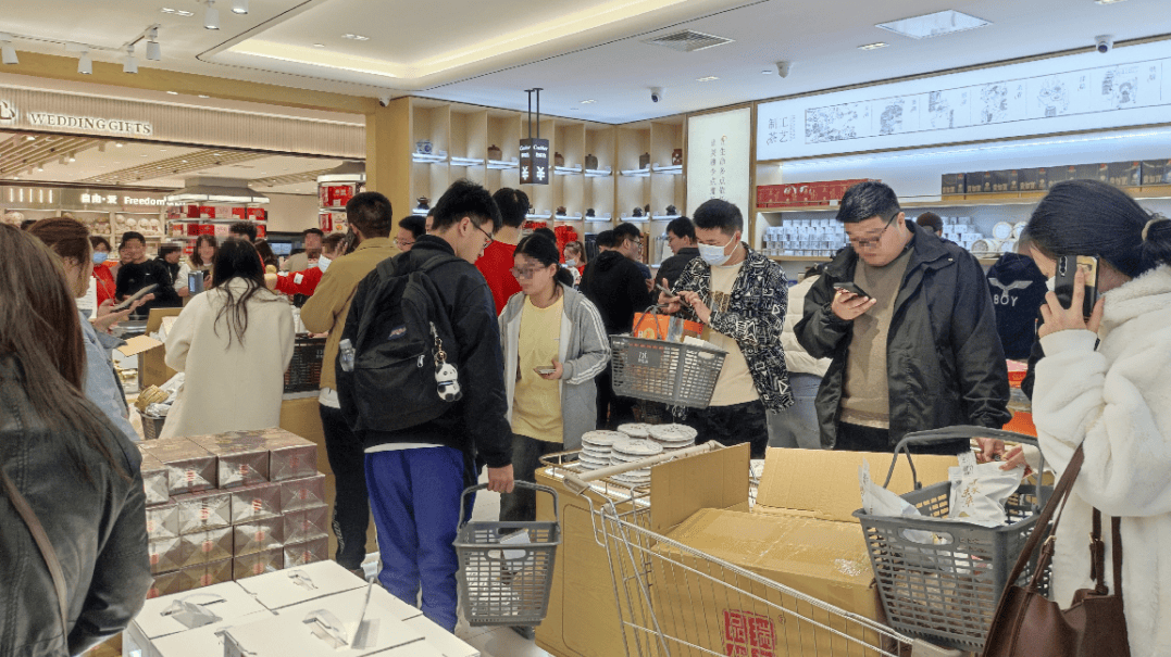 【聚焦】茶店日入百万,"胖东来"怎么做到的?_茶叶_市场_模式