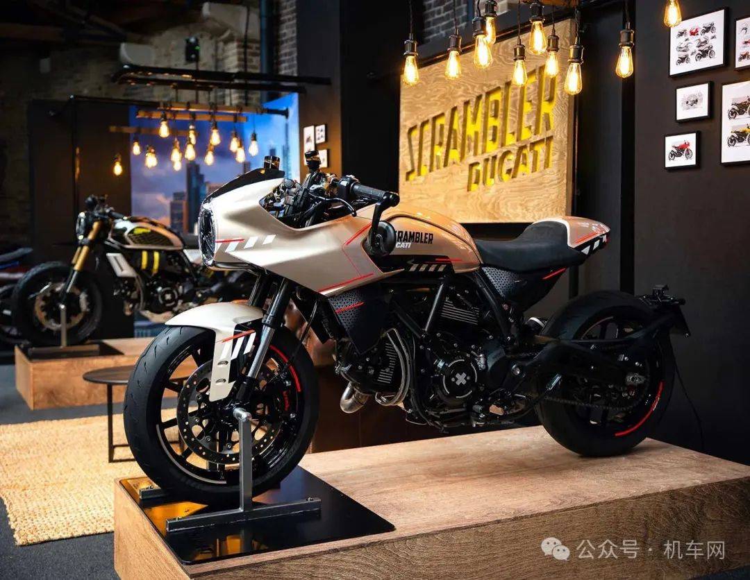 新款"子弹头"跑车,全新攀爬亮相