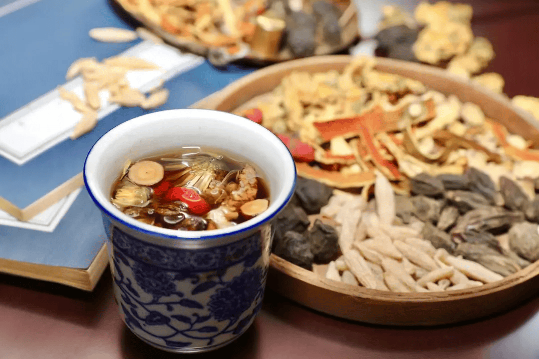南京人自己的中药茶饮来了_健身_处方_养生