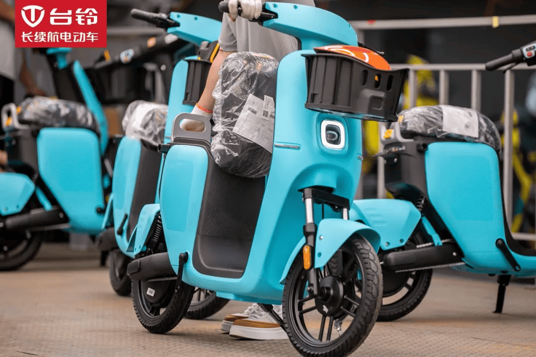 台铃首批氢能源电动车下线!