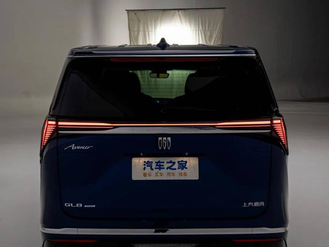 轮胎采用普利司通turanza t005 225/55 r18 102v,b-seal自修补轮胎.