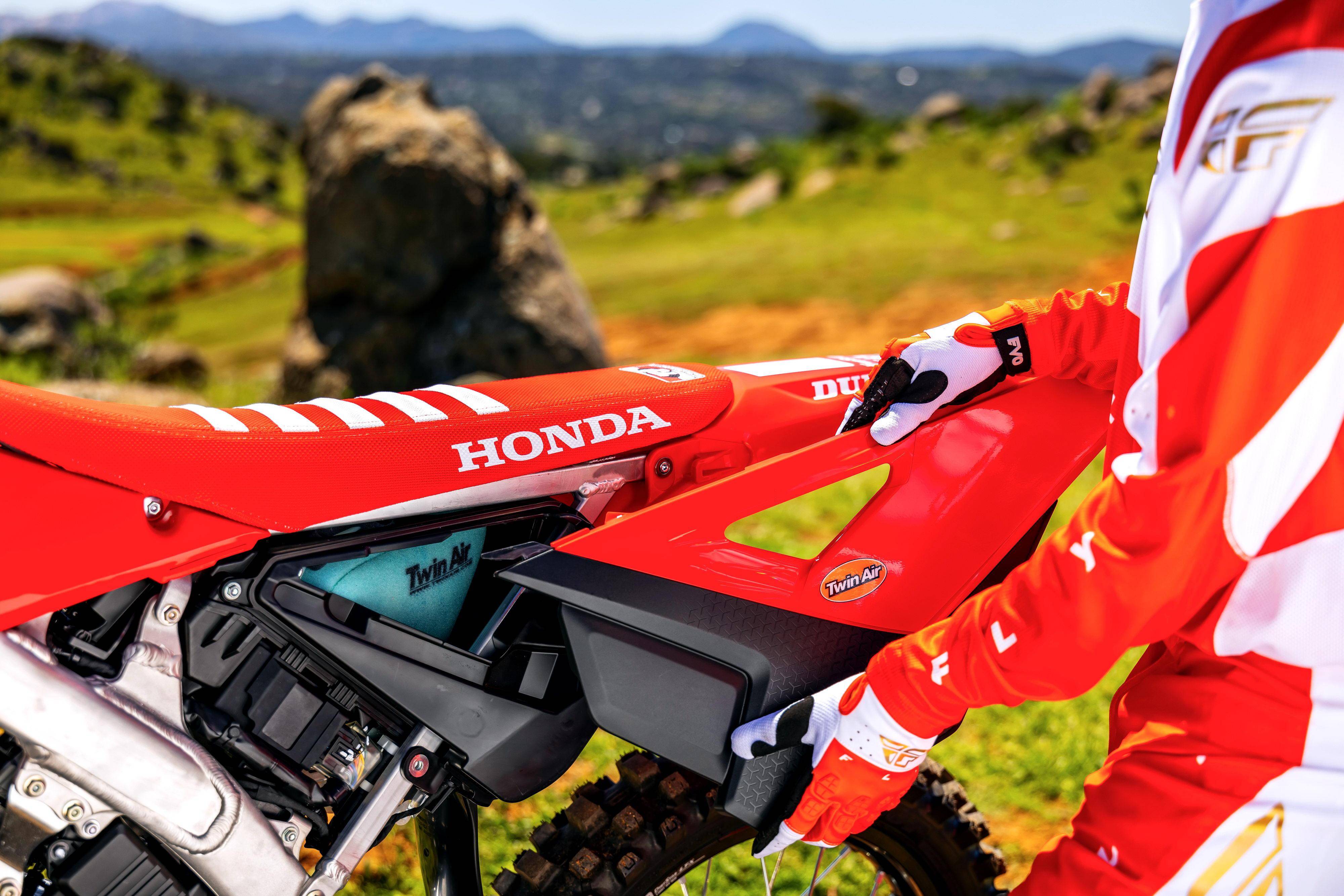 honda 新型越野赛车 2025 crf250r,crf250rwe