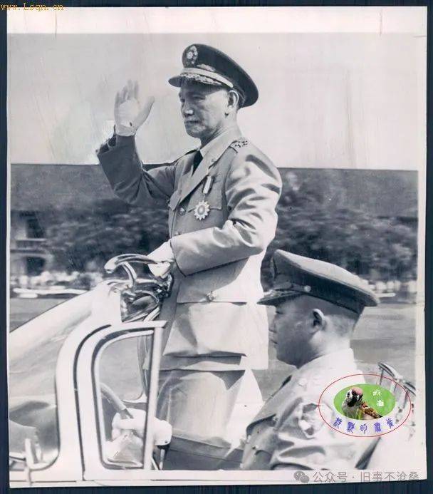 年轻时的蒋介石照片图片
