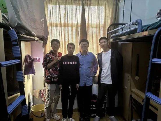 以劳作翼,志向飞扬丨同济大学第八届"一屋济室"模范寝室评选结果公布