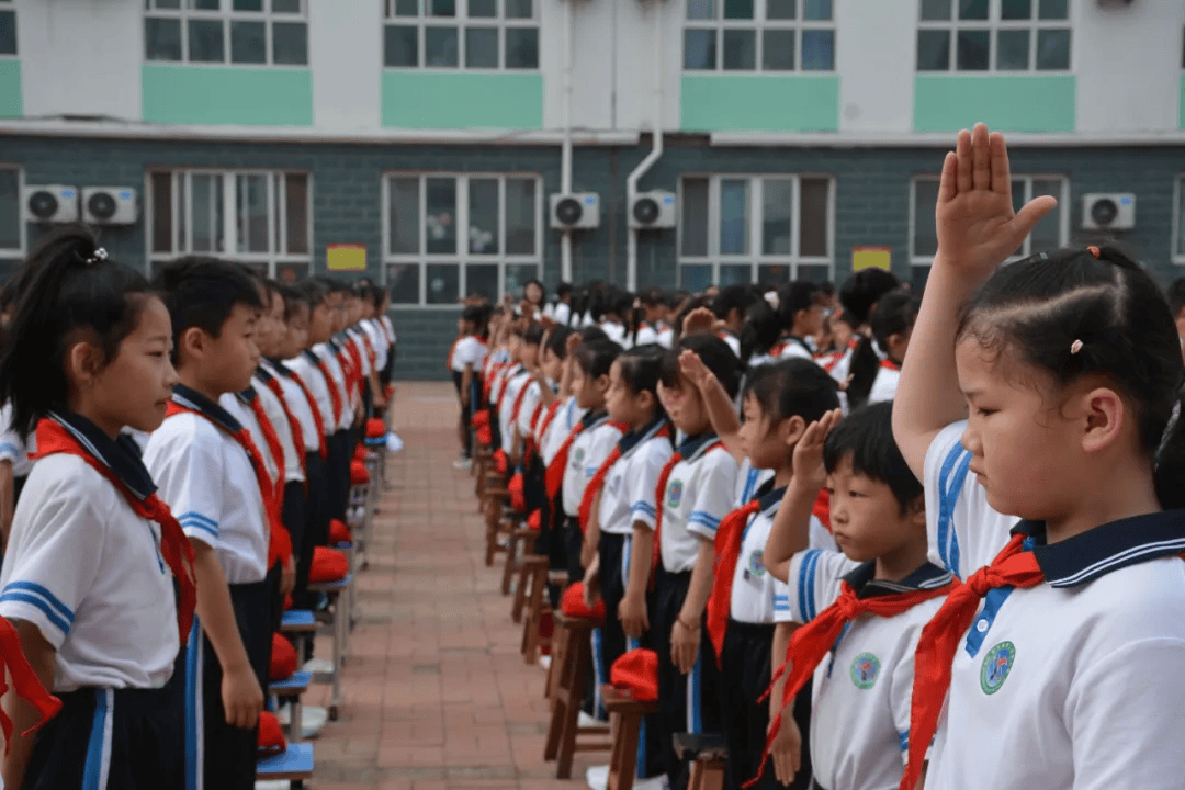【基层团讯】奋进新征程 做好接班人——东光县第二实验小学新队员