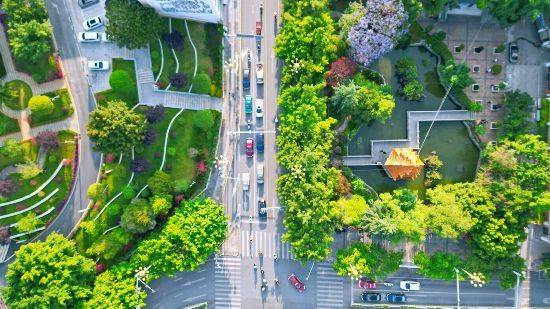 云南省文山州:告别"脏乱差" 城乡面貌焕然一新