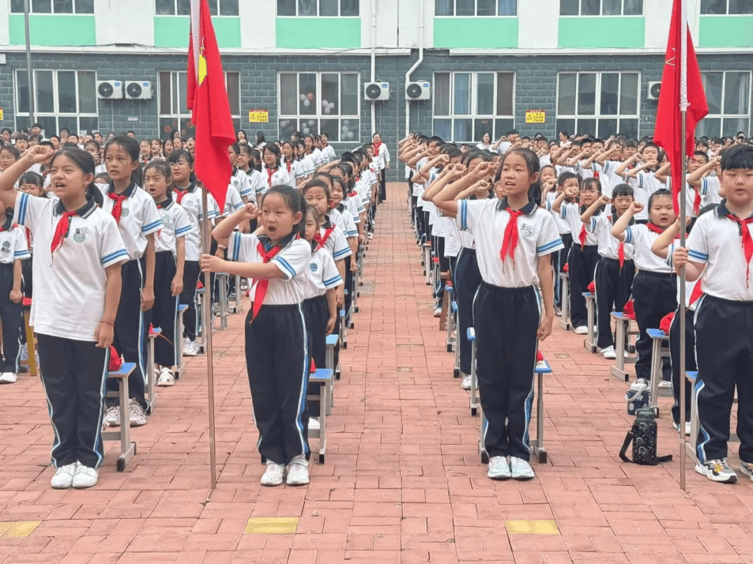 【基层团讯】奋进新征程 做好接班人——东光县第二实验小学新队员