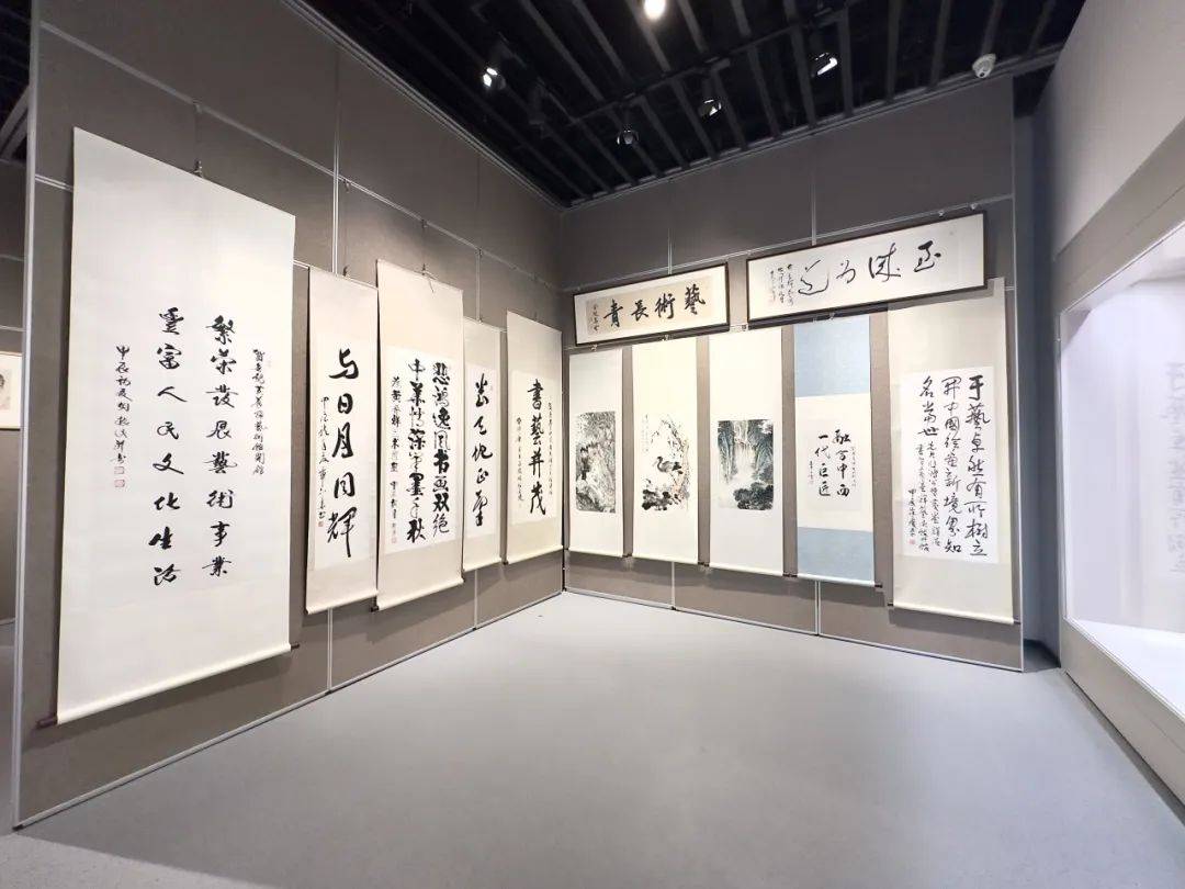 关注| 黄养辉艺术馆"六一"开馆