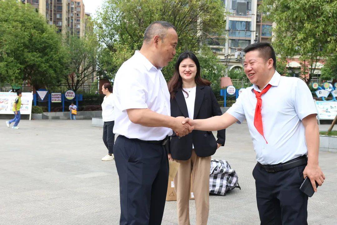 城南小学在六一儿童节来临