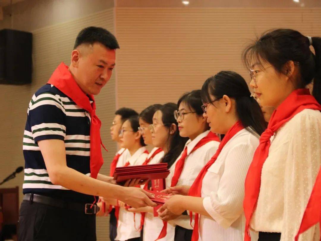 "红领巾爱祖国"淄博高新区少先队主题队日示范活动暨高新区第三小学新