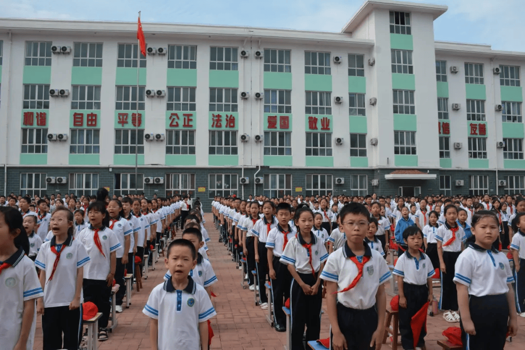 【基层团讯】奋进新征程 做好接班人——东光县第二实验小学新队员