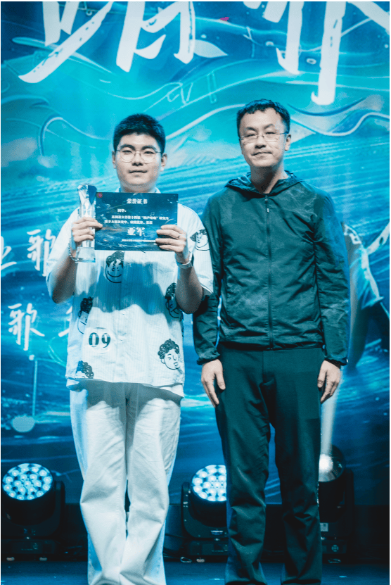 亚军石浩楠季军杨春雨十佳歌手最佳台风奖孟浩最佳人气奖吴佳尧最具