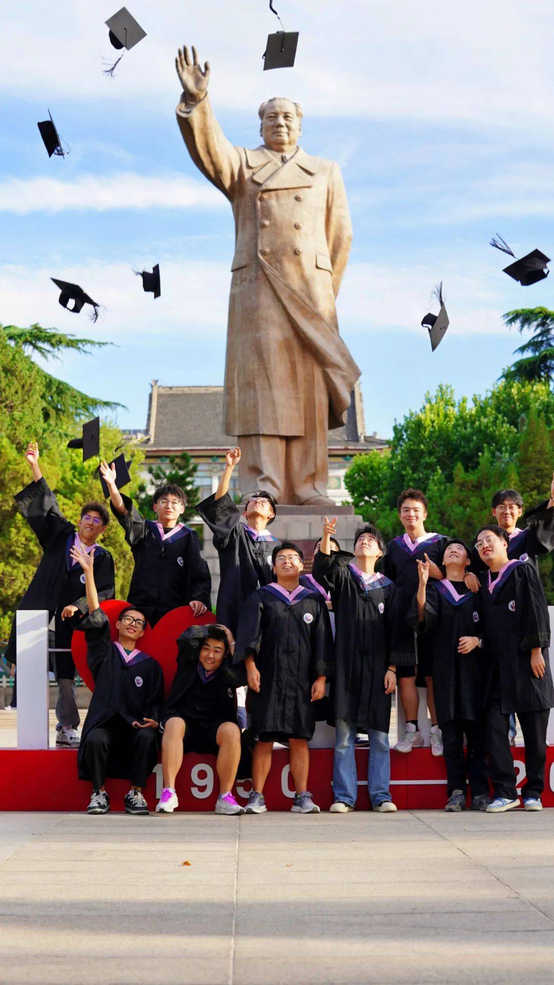 最美毕业照!和青春"毕"个耶