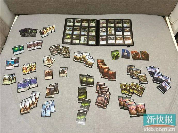这届年轻人喜欢囤点"美丽废物"