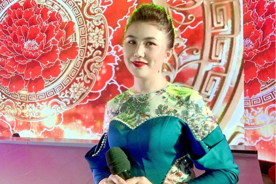 新疆女歌手排行榜图片