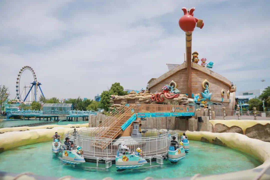 所有的美好,浪漫与刺激,似乎都集中在欢乐谷这个"快乐星球"!