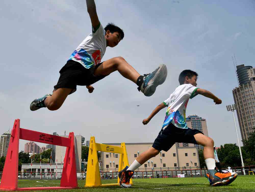 图集|2024郑州首届少儿趣味运动会开赛
