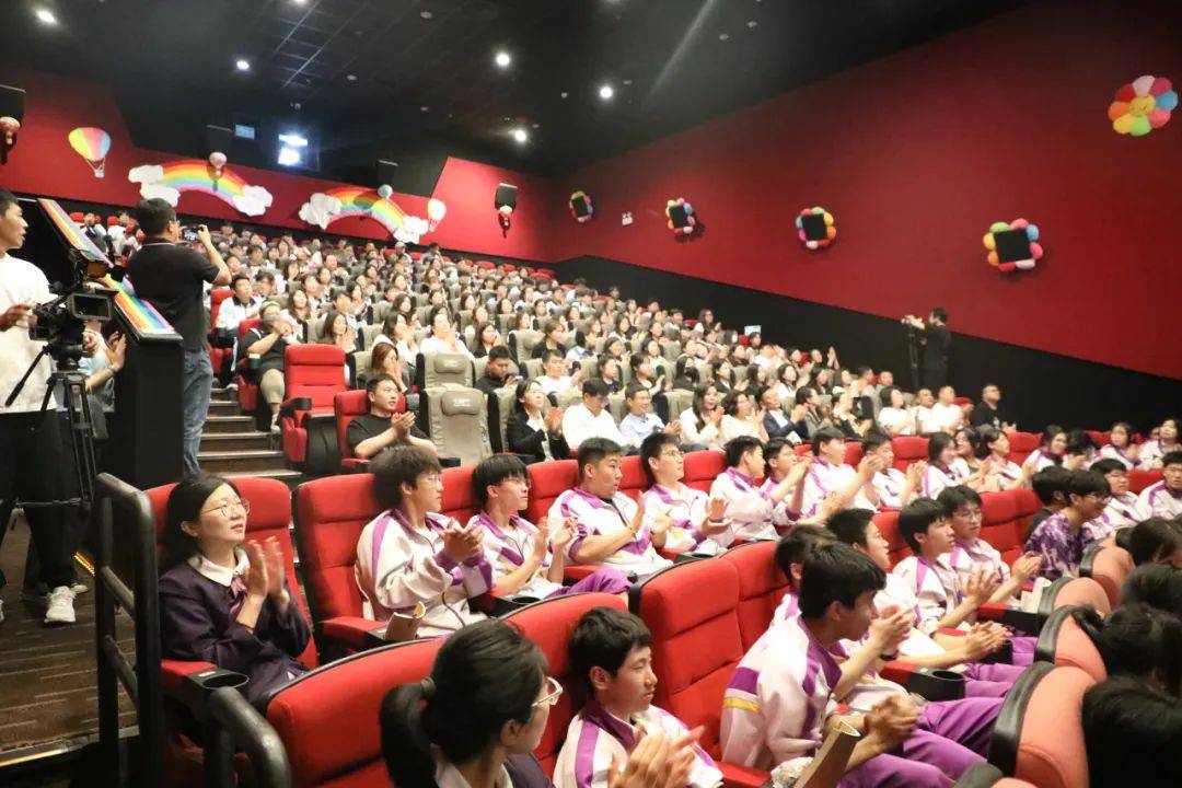 这堂"光影里的思政课",学生直呼:好听又好看!