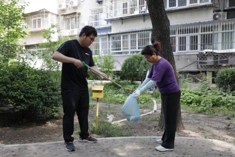 证券时报:澳门一码一肖一特一中酷知经验网-城市：确保城市运行有序、群众安心度夏！沈志栋张伟走访慰问战高温一线工作者  第7张