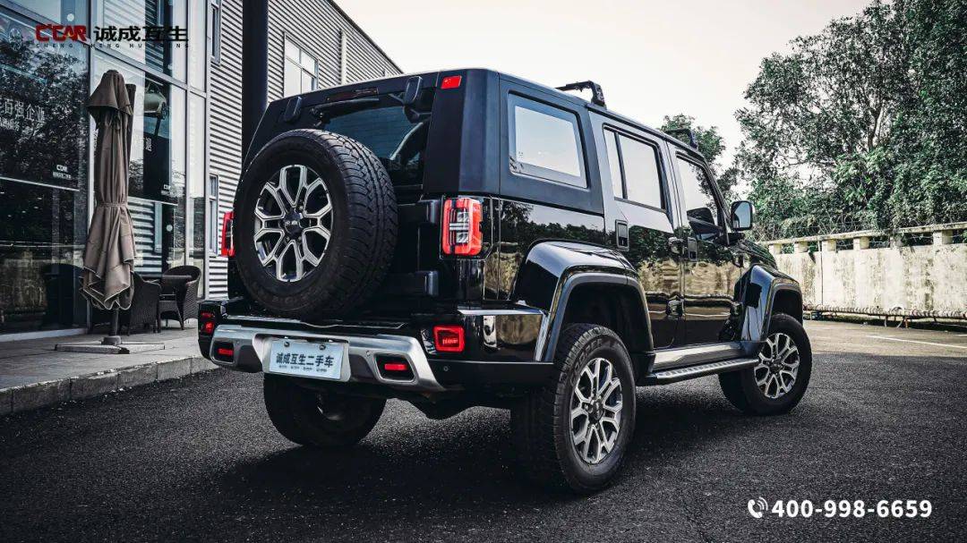 潮玩硬派suv,一年两万公里出头,现在7折多一点!【北京bj40 2.