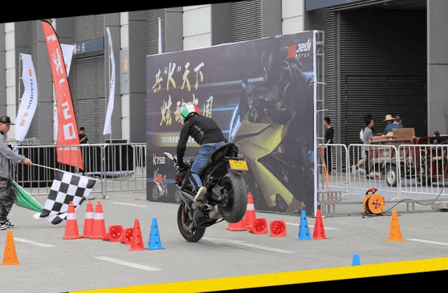 西安摩博会7月3日等你来骑摩托!