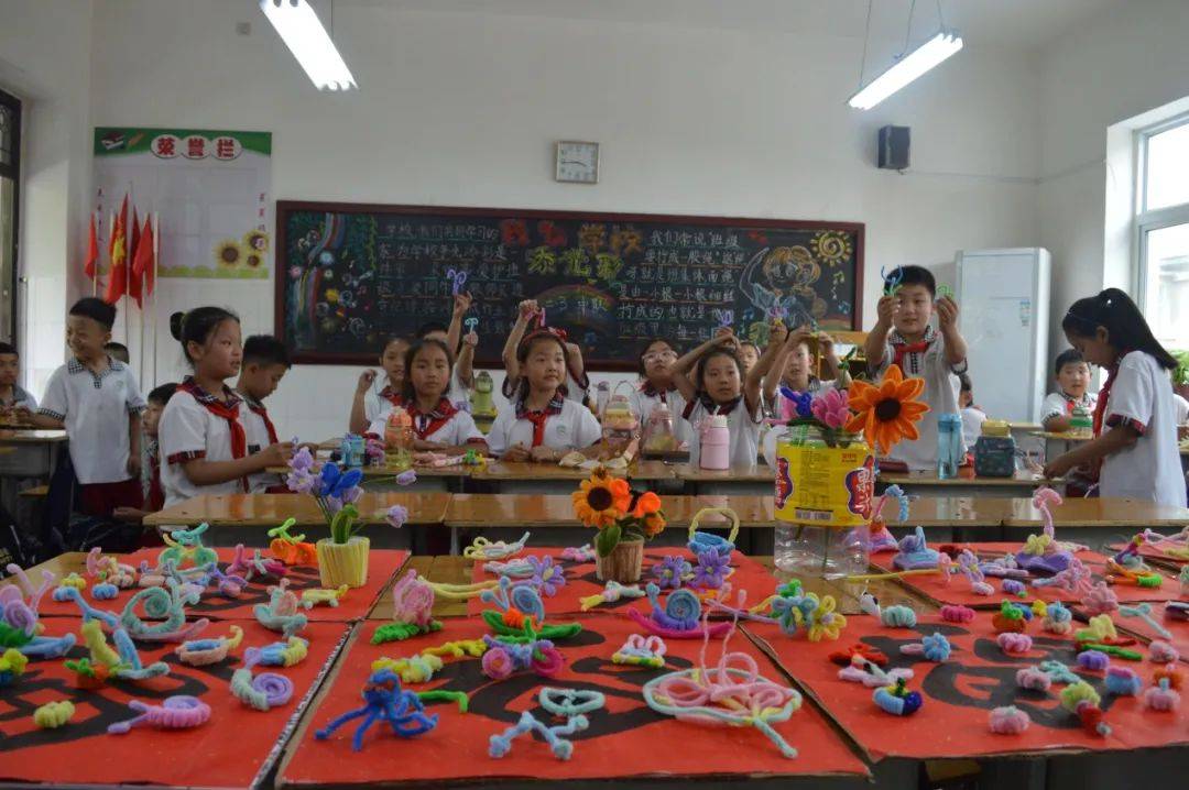 安阳市钢城小学社团展示精彩纷呈