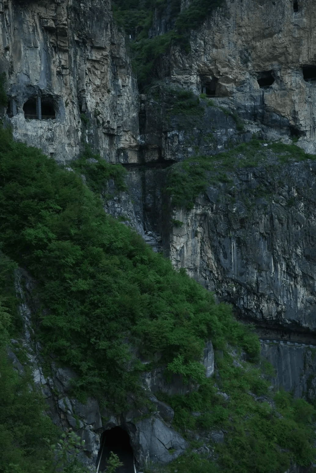 图/08:沈大聪明#5绵山若要来山西一定要来一次介休绵山被严重低估的