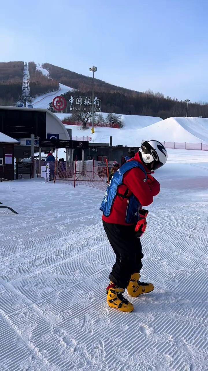 顶门滑雪党图片