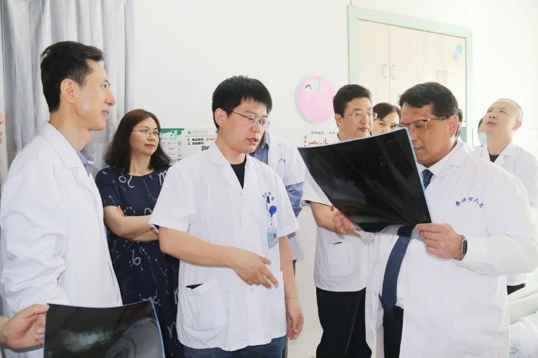 【学术科研】加拿大教授来访,我院开展国际医疗交流取"洋经"
