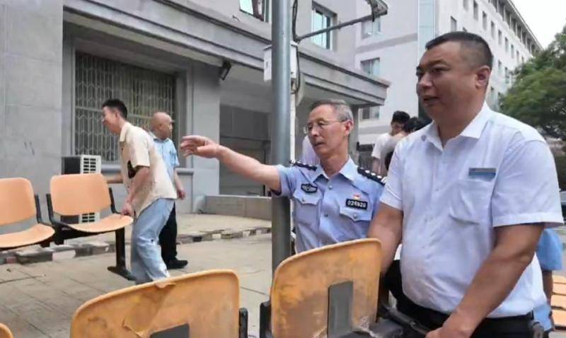 北京西城警方已在各考点设置18个服务保障点 高考前夕